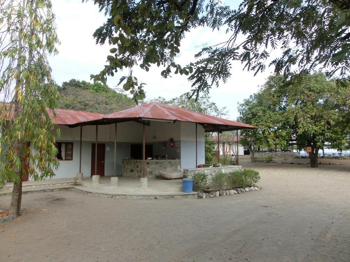 Matema Lake Shore Resort Exterior foto