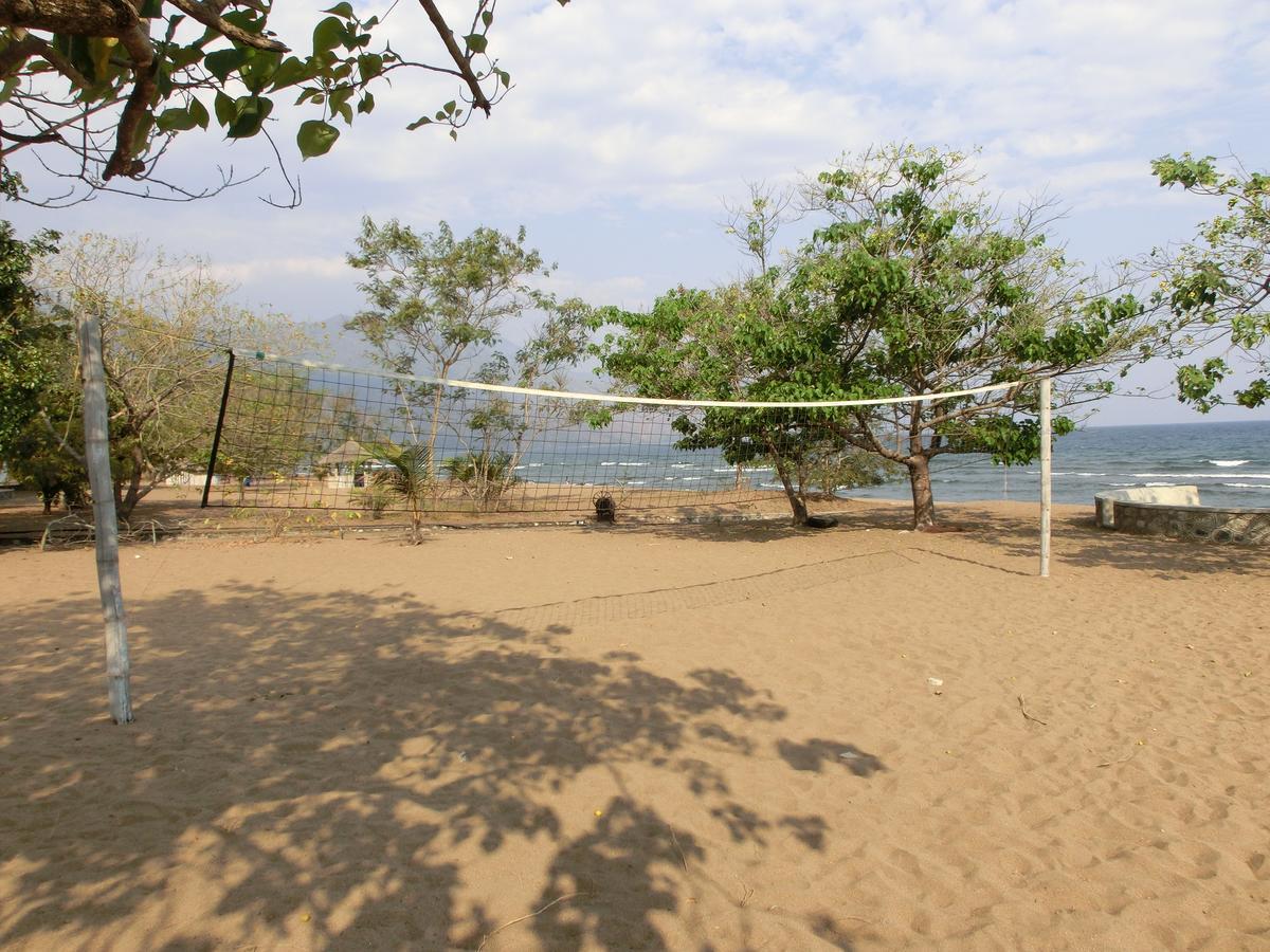 Matema Lake Shore Resort Exterior foto